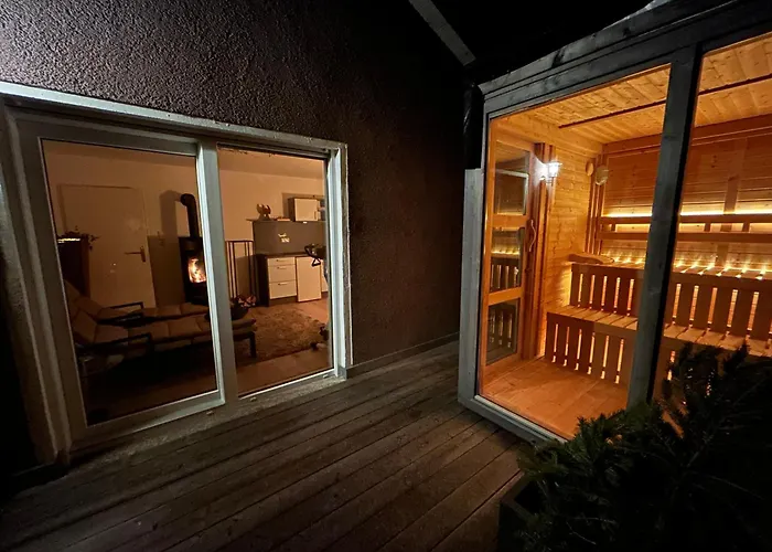 Alpenblickwohnung mit Garten-Terrasse -Eigener Eingang